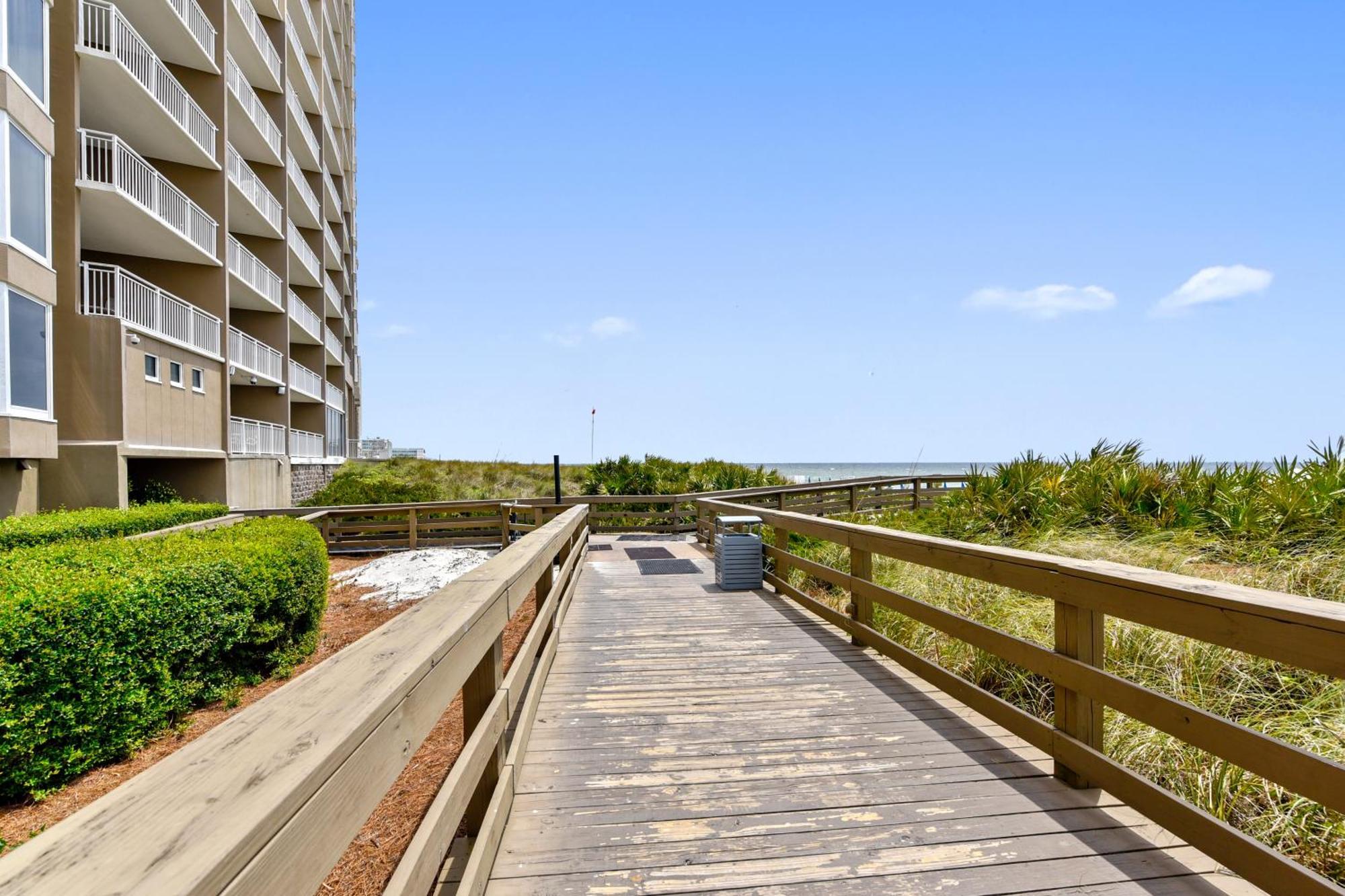 Emerald Beach #1227 By Book That Condo Panama Stadt Exterior foto