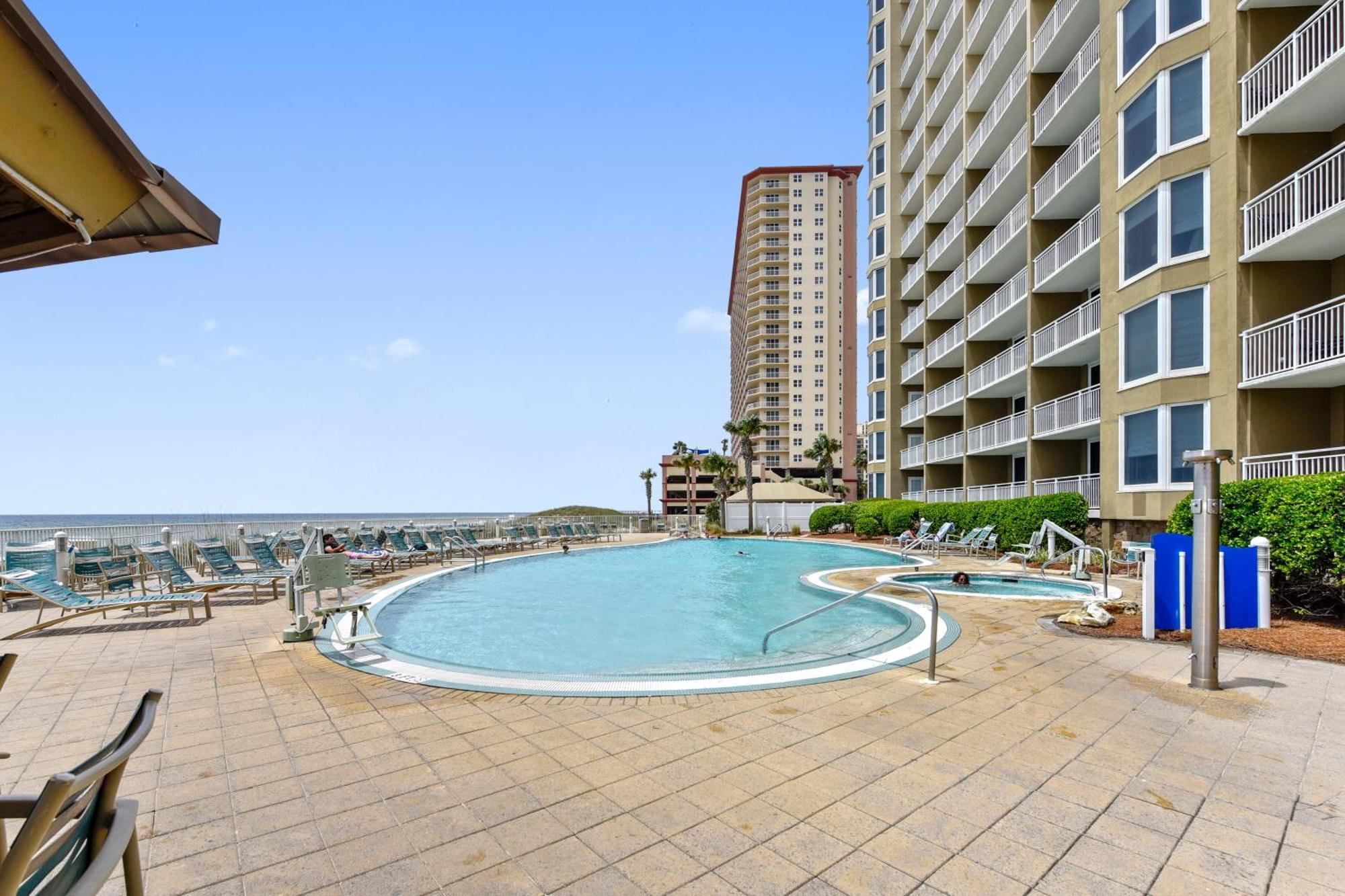 Emerald Beach #1227 By Book That Condo Panama Stadt Exterior foto